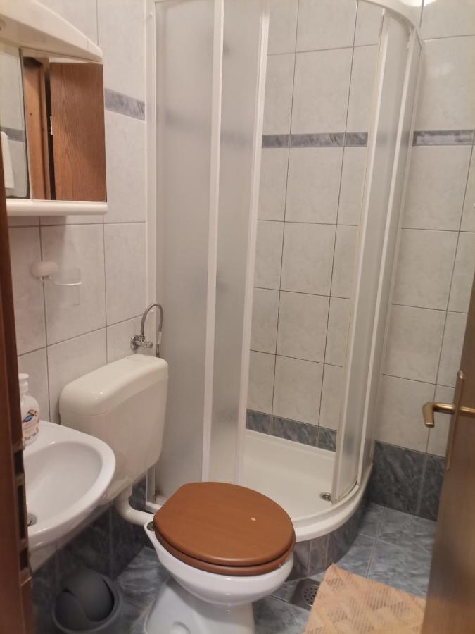 מאלינסקה Apartments Petrica מראה חיצוני תמונה