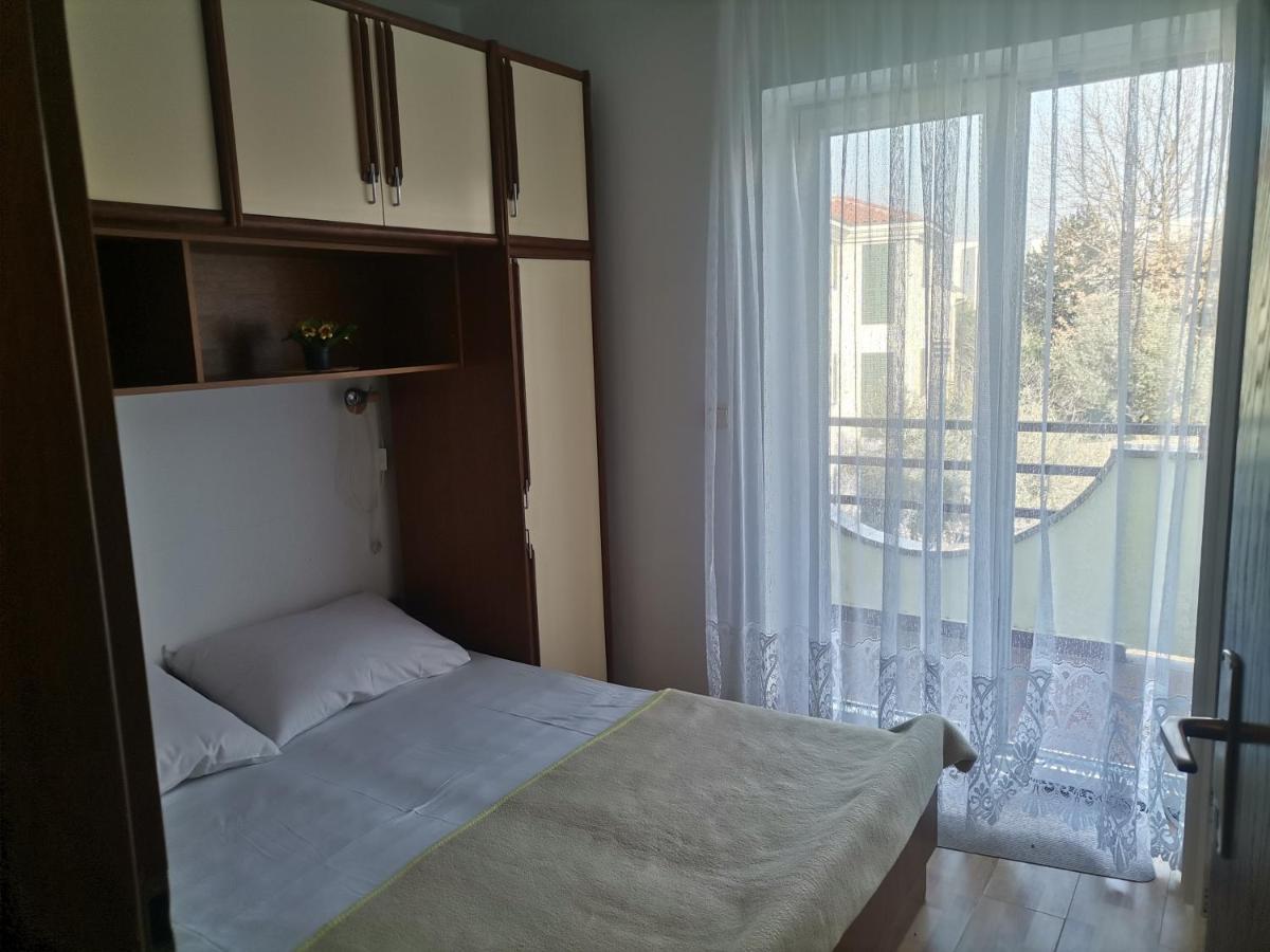 מאלינסקה Apartments Petrica מראה חיצוני תמונה