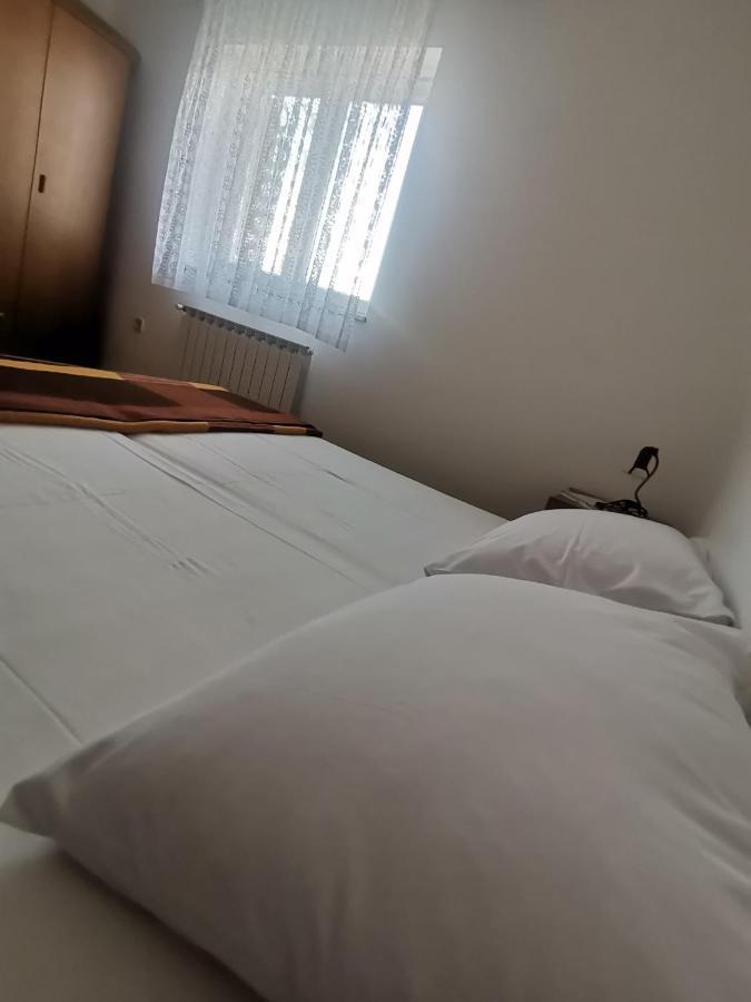 מאלינסקה Apartments Petrica מראה חיצוני תמונה