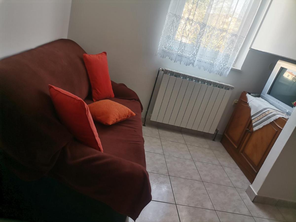 מאלינסקה Apartments Petrica מראה חיצוני תמונה